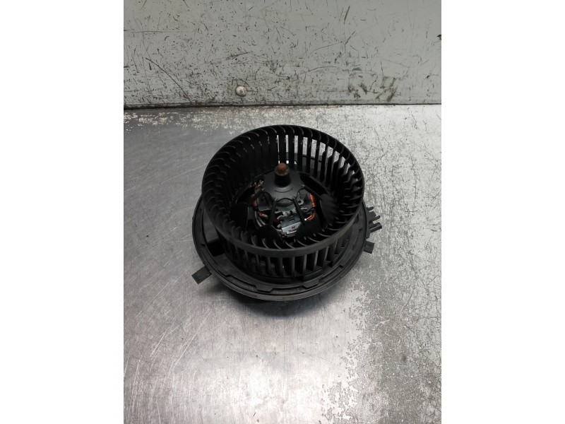 Recambio de motor calefaccion para volkswagen golf vii lim. 2.0 tsi referencia OEM IAM 5Q0907521E  