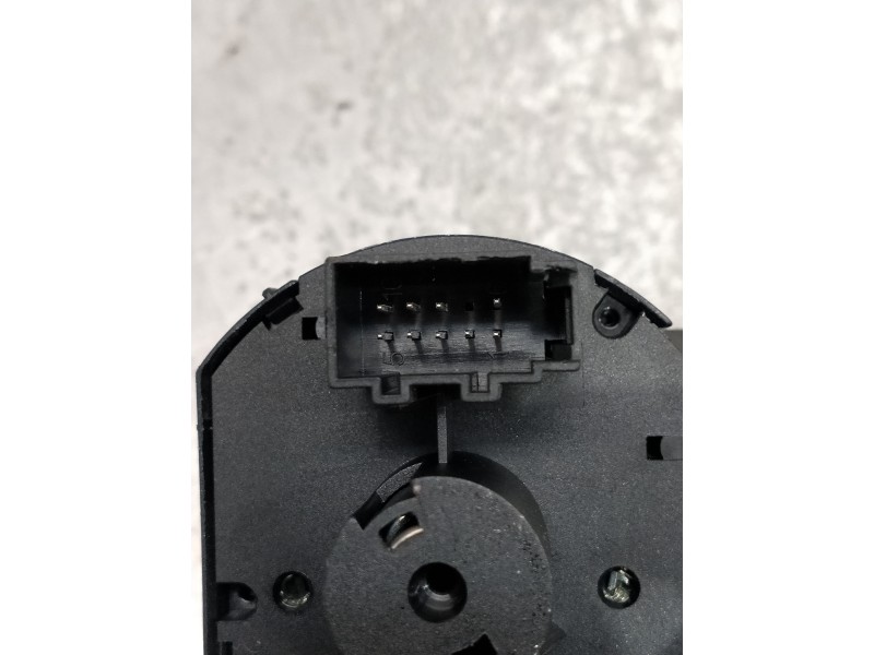Recambio de mando luces para volkswagen golf vii lim. 2.0 tsi referencia OEM IAM 5G0941431BD  INTERRUPTOR