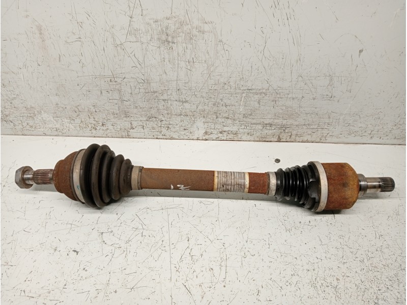 Recambio de transmision delantera izquierda para peugeot 2008 (--.2013) referencia OEM IAM 9684135380  