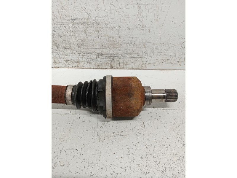 Recambio de transmision delantera izquierda para peugeot 2008 (--.2013) referencia OEM IAM 9684135380  