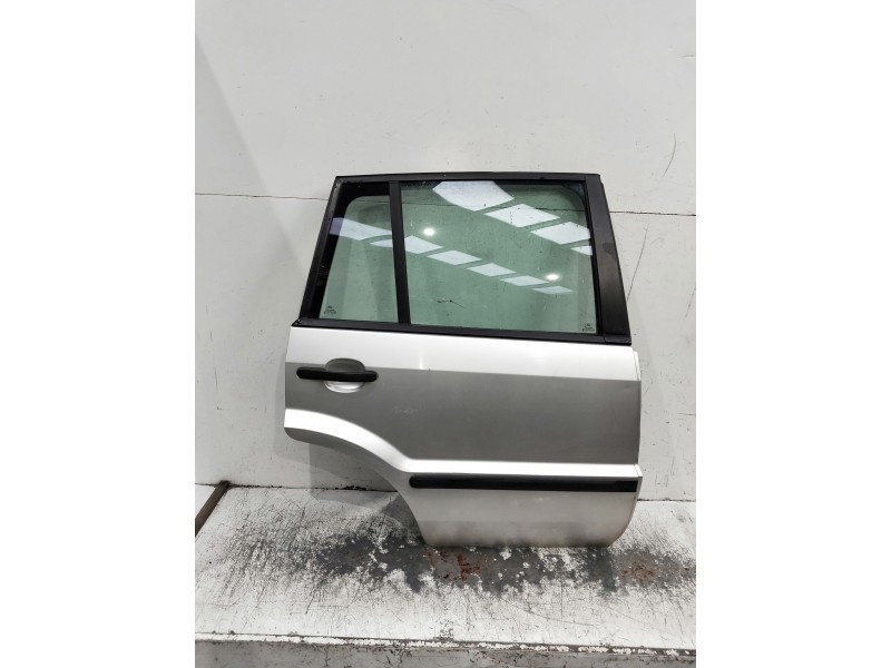 Recambio de puerta trasera derecha para ford fusion (cbk) referencia OEM IAM   5P