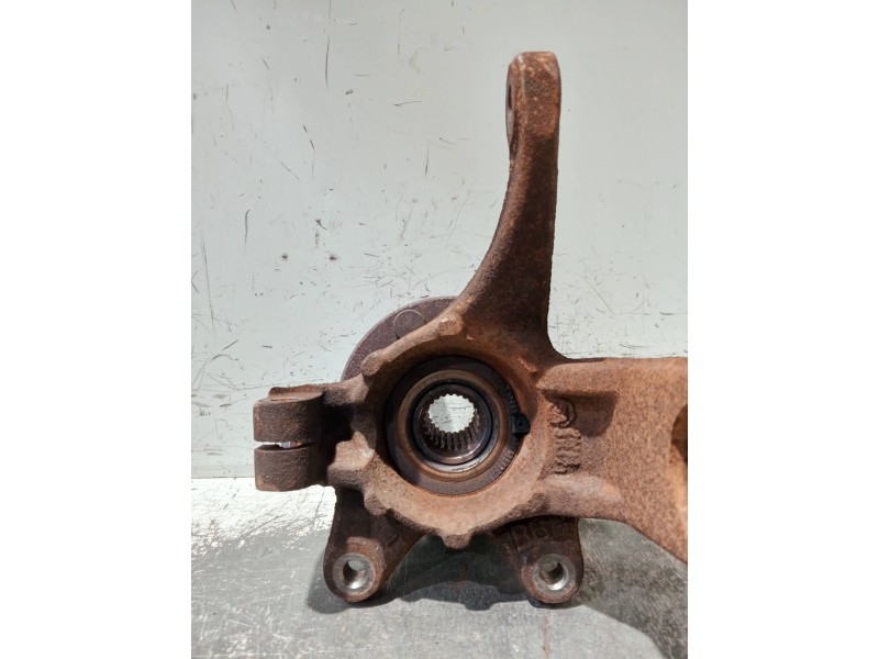 Recambio de mangueta delantera izquierda para ford fusion (cbk) referencia OEM IAM F6W6A  