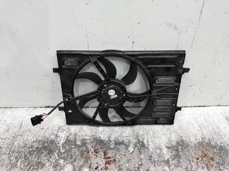 Recambio de electroventilador para volkswagen golf vii lim. 2.0 tsi referencia OEM IAM 5Q0959455AN  