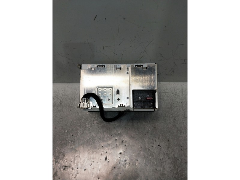 Recambio de sistema audio / radio cd para audi a3 (8p) 2.0 tdi referencia OEM IAM 8P0035186P 7647026380 