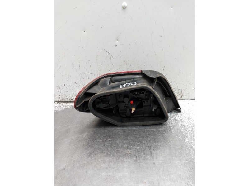 Recambio de piloto trasero derecho para citroen xsara berlina referencia OEM IAM   