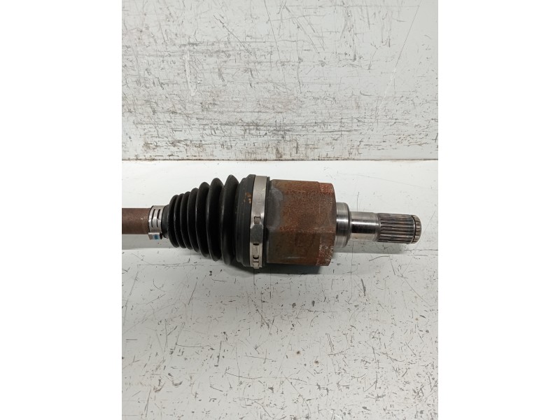 Recambio de transmision delantera derecha para kia rio (yb) referencia OEM IAM 49501H8100  