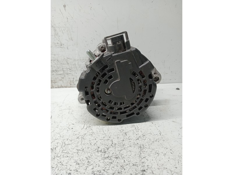 Recambio de alternador para kia rio (yb) referencia OEM IAM 3730004950  