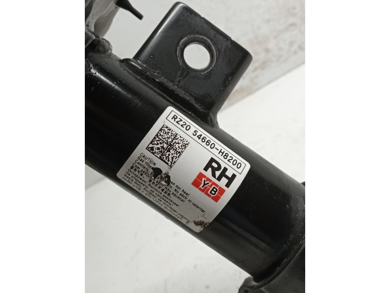Recambio de amortiguador delantero derecho para kia rio (yb) referencia OEM IAM 54660H8200  