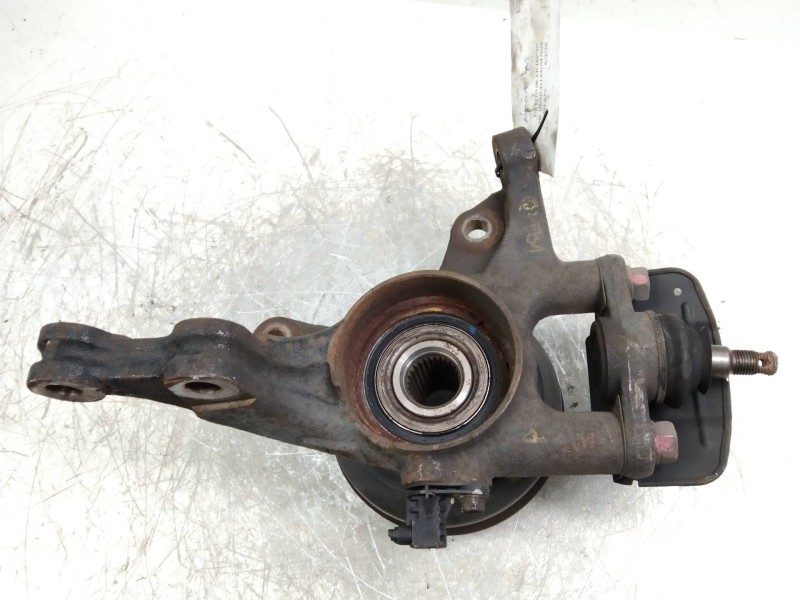 Recambio de mangueta delantera derecha para kia cee´d 1.4 cat referencia OEM IAM   