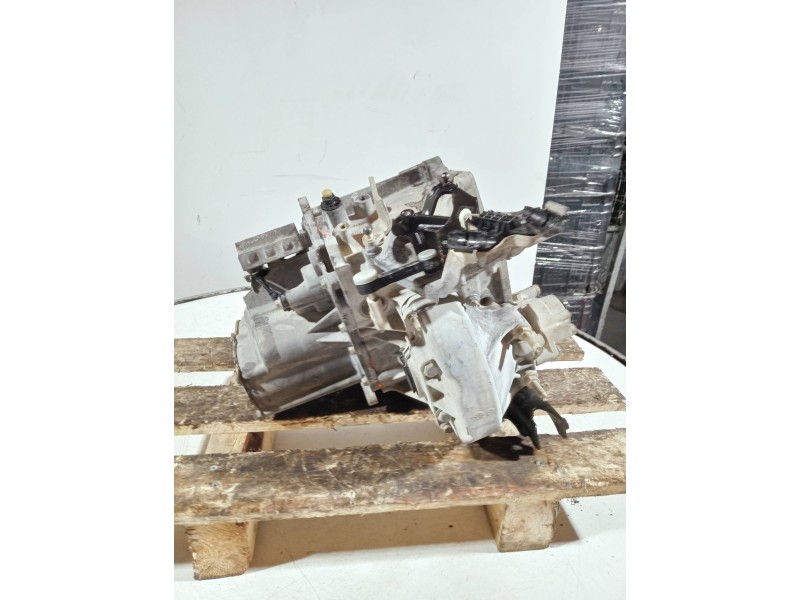 Recambio de caja cambios para citroen c4 cactus referencia OEM IAM 20V246 0319186C 6V