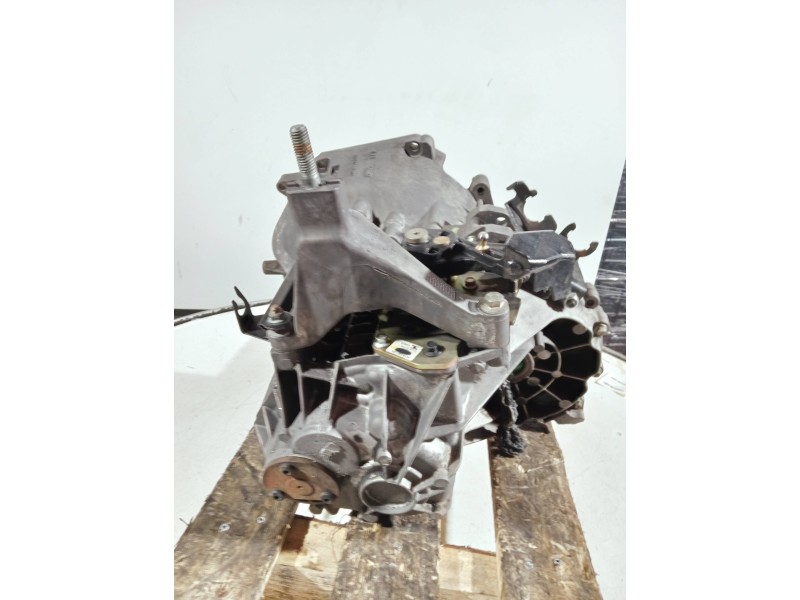 Recambio de caja cambios para jaguar x-type referencia OEM IAM 4X4R7002AA T1GF2 151005 020235 5V