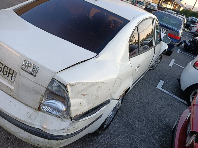 skoda superb (3u4) del año 2008