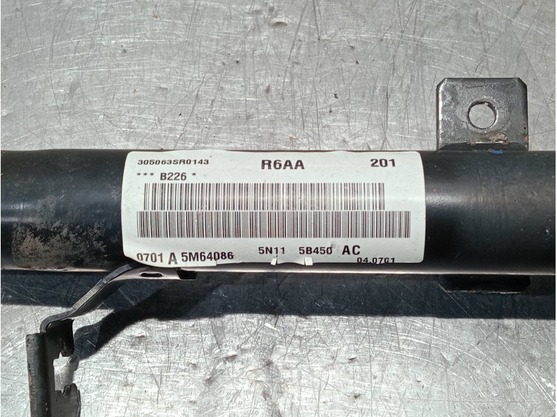 Recambio de amortiguador delantero derecho para ford fusion (cbk) referencia OEM IAM   