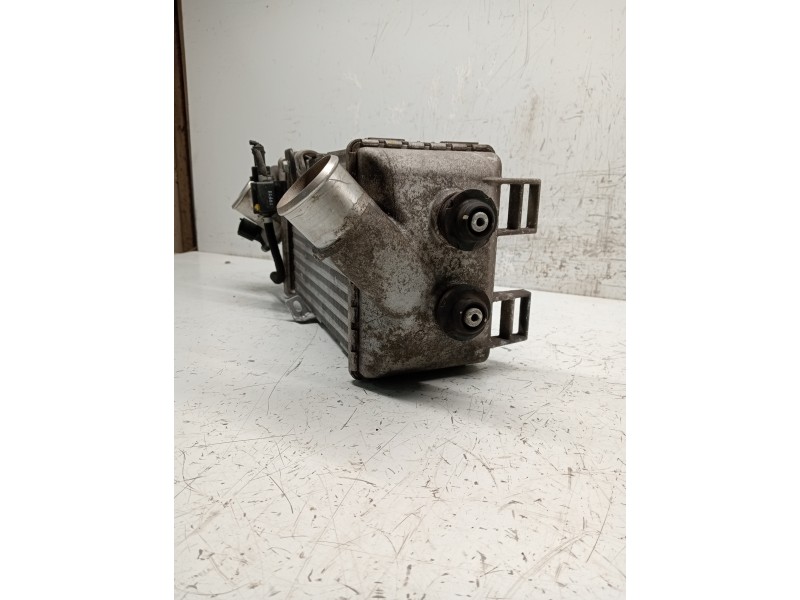 Recambio de intercooler para kia rio (yb) referencia OEM IAM 2827004610  
