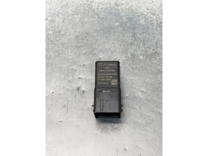 Recambio de caja precalentamiento para citroen c4 picasso referencia OEM IAM 9803299780 51299058A 