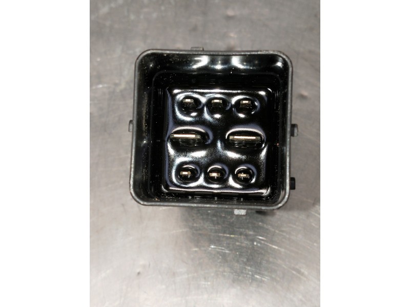 Recambio de caja precalentamiento para citroen c4 picasso referencia OEM IAM 9803299780 51299058A 