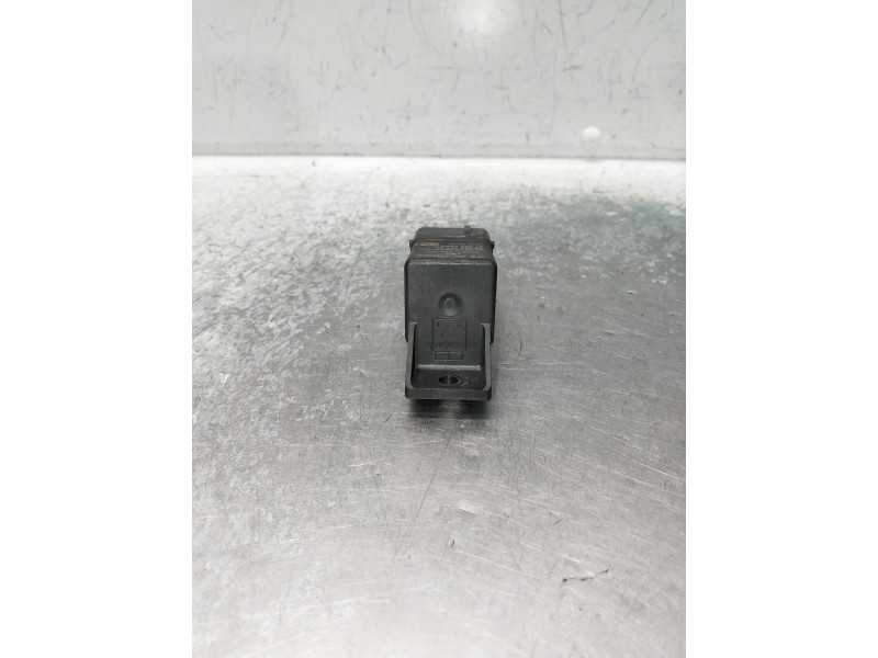 Recambio de caja precalentamiento para citroen c4 picasso referencia OEM IAM 9803299780 51299058A 