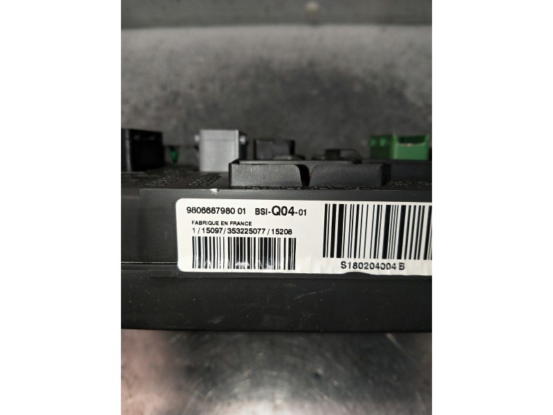 Recambio de caja reles / fusibles para citroen c4 picasso referencia OEM IAM S180204004B 980668798001 