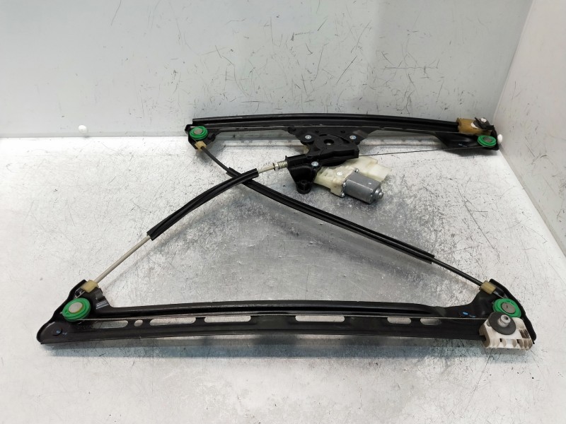 Recambio de elevalunas delantero derecho para citroen c4 picasso referencia OEM IAM 9675924680  5P