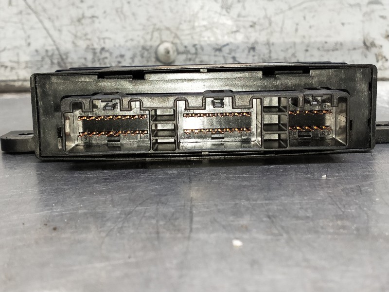 Recambio de centralita cierre para ford cougar (mc) referencia OEM IAM 5WK4714B  