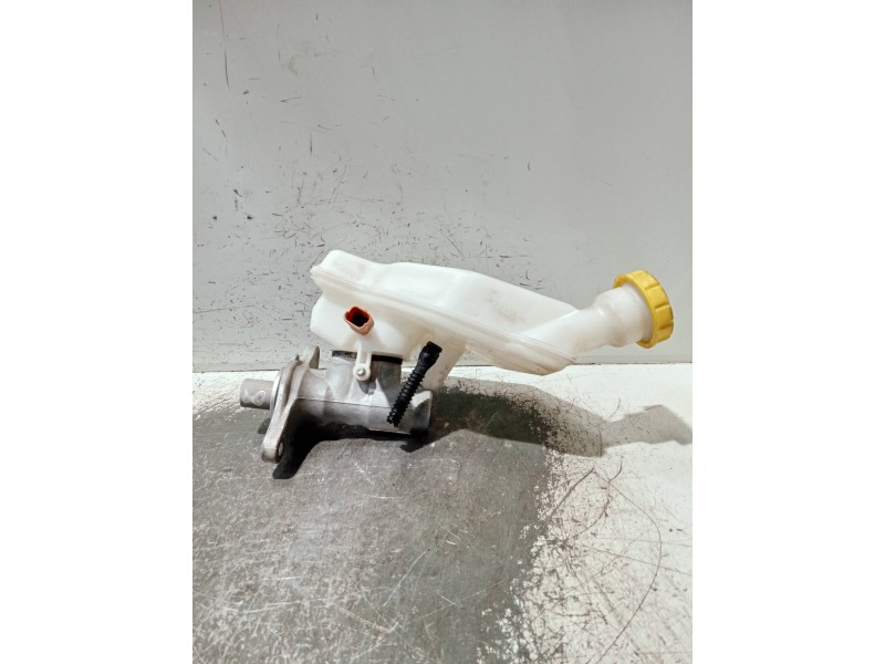 Recambio de bomba freno para citroen c4 cactus referencia OEM IAM 32069745  