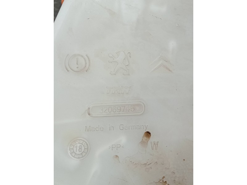 Recambio de bomba freno para citroen c4 cactus referencia OEM IAM 32069745  