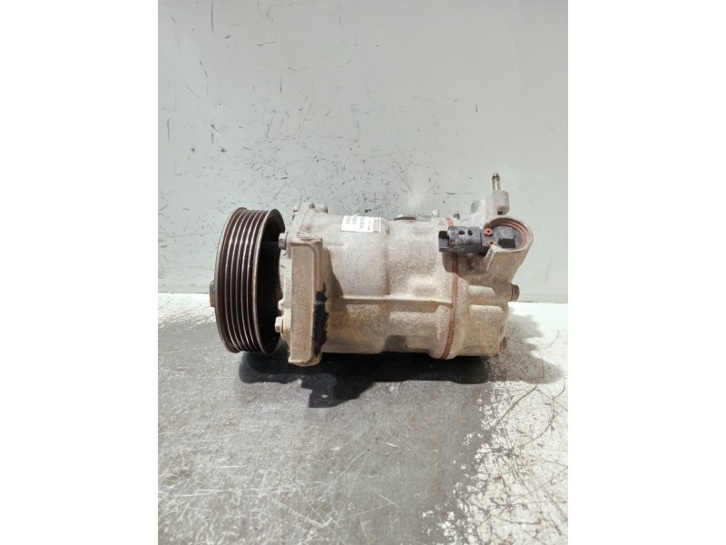 Recambio de compresor aire acondicionado para citroen c4 cactus referencia OEM IAM 9827850380 9827874380 8859F