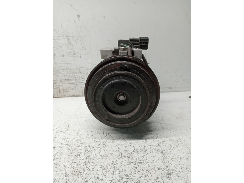 Recambio de compresor aire acondicionado para kia rio (yb) referencia OEM IAM 1E39E17100  