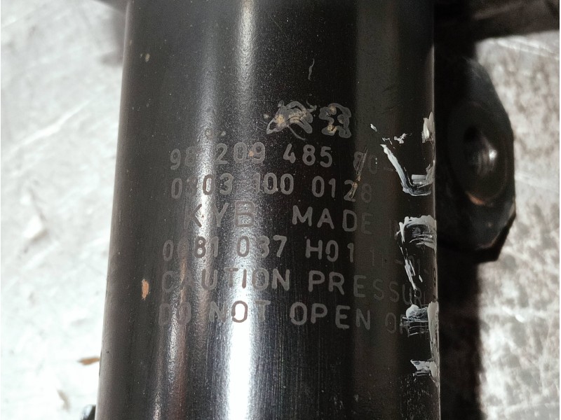 Recambio de amortiguador delantero derecho para citroen c4 cactus referencia OEM IAM 9820948580 03031000128 