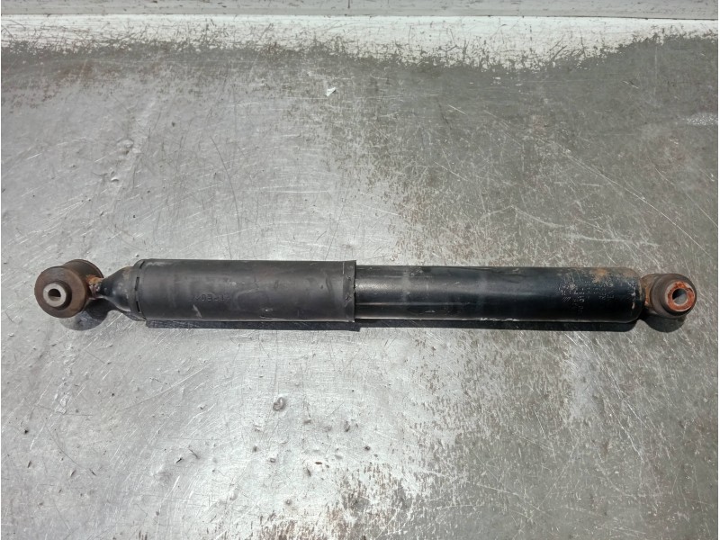 Recambio de amortiguador trasero izquierdo para citroen c4 cactus referencia OEM IAM 9820952980 03031000134 