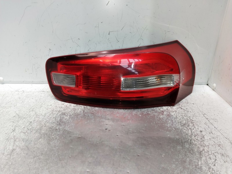 Recambio de piloto trasero derecho para citroen c4 picasso referencia OEM IAM   