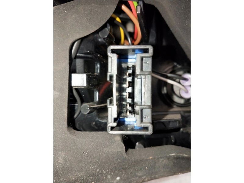 Recambio de piloto trasero derecho para citroen c4 picasso referencia OEM IAM   