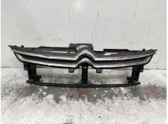 Recambio de rejilla delantera para citroen c4 picasso referencia OEM IAM   