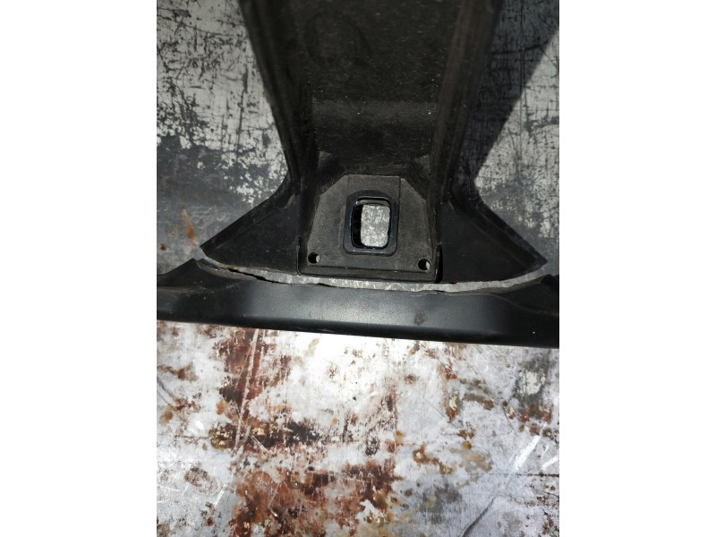 Recambio de rejilla delantera para citroen c4 picasso referencia OEM IAM   