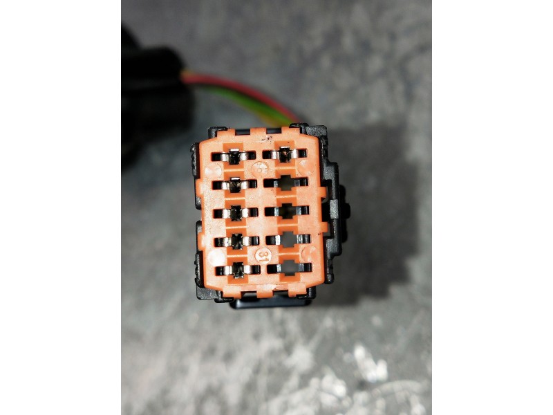 Recambio de retrovisor izquierdo para citroen c4 picasso referencia OEM IAM   ELECTRICO