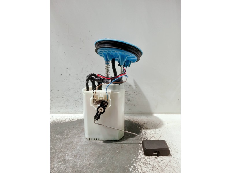 Recambio de bomba combustible para volkswagen golf vii lim. 2.0 tsi referencia OEM IAM 5Q0919051AA 28282984 