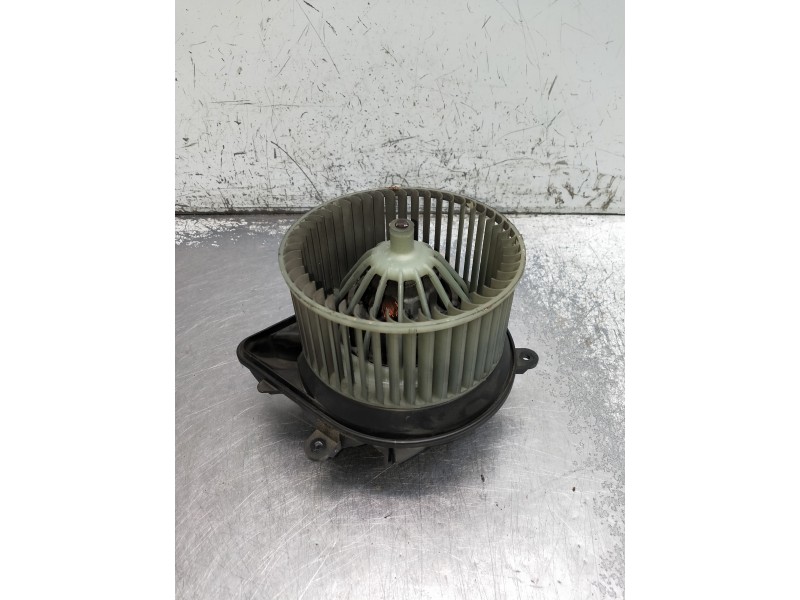 Recambio de motor calefaccion para citroen xsara berlina referencia OEM IAM 210681233F 740471233F 