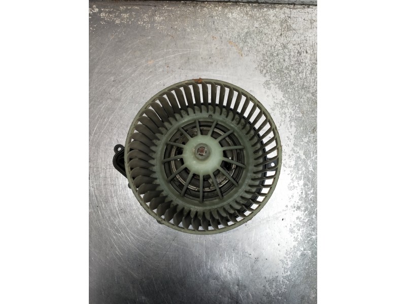 Recambio de motor calefaccion para citroen xsara berlina referencia OEM IAM 210681233F 740471233F 