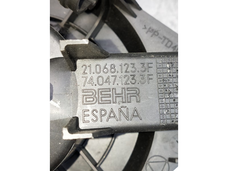 Recambio de motor calefaccion para citroen xsara berlina referencia OEM IAM 210681233F 740471233F 