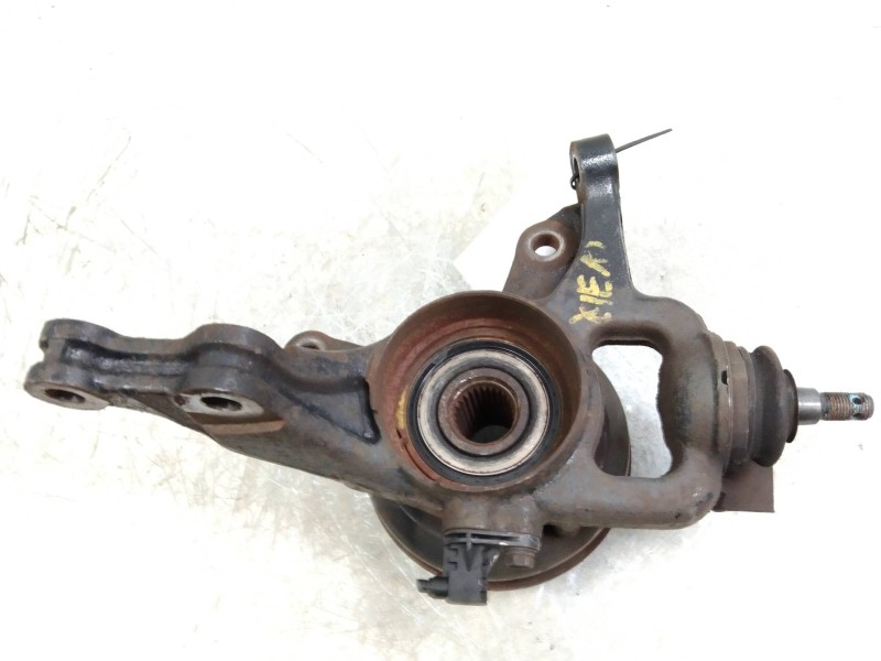 Recambio de mangueta delantera derecha para kia cee´d drive referencia OEM IAM   