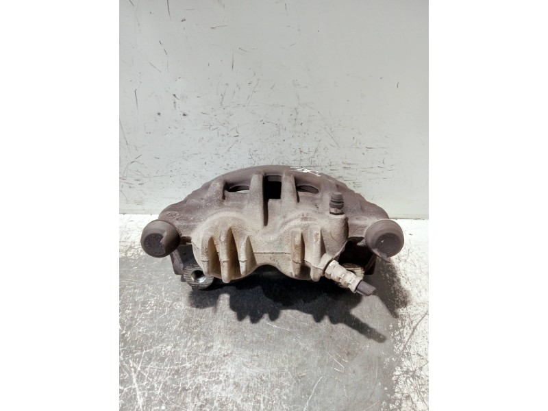 Recambio de pinza freno delantera derecha para renault master kasten referencia OEM IAM 410009668R A51007 