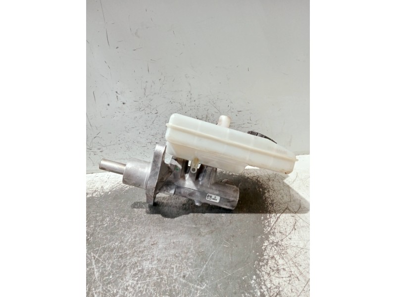 Recambio de bomba freno para renault master kasten referencia OEM IAM 03350890481  