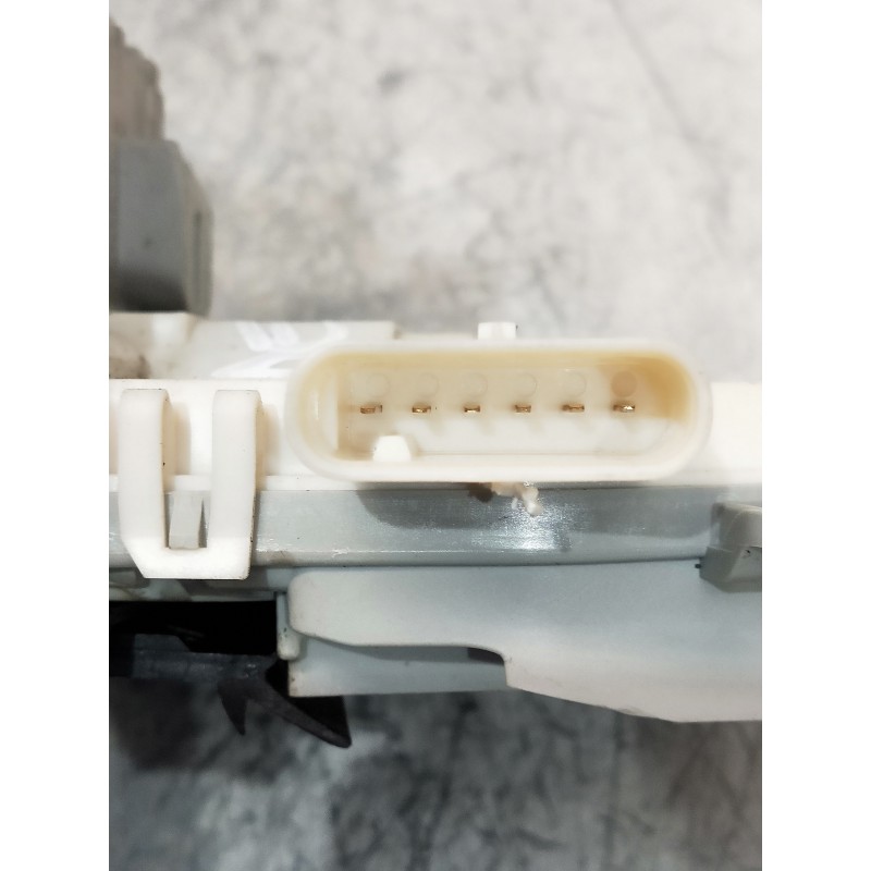 Recambio de motor cierre centralizado delantero derecho para audi a4 avant (8k5) (2008) referencia OEM IAM   5P