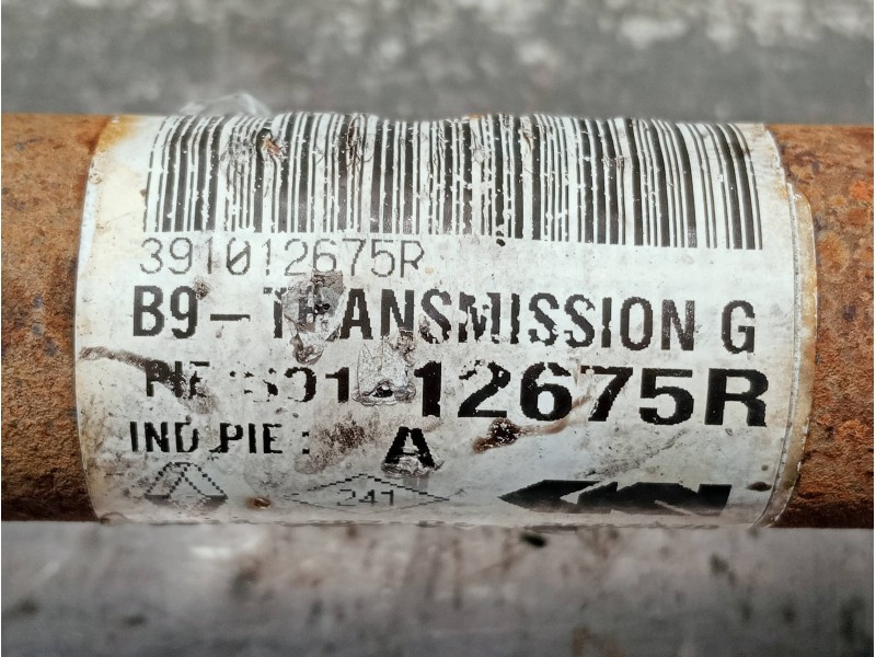 Recambio de transmision delantera izquierda para renault master kasten referencia OEM IAM 391012675R  