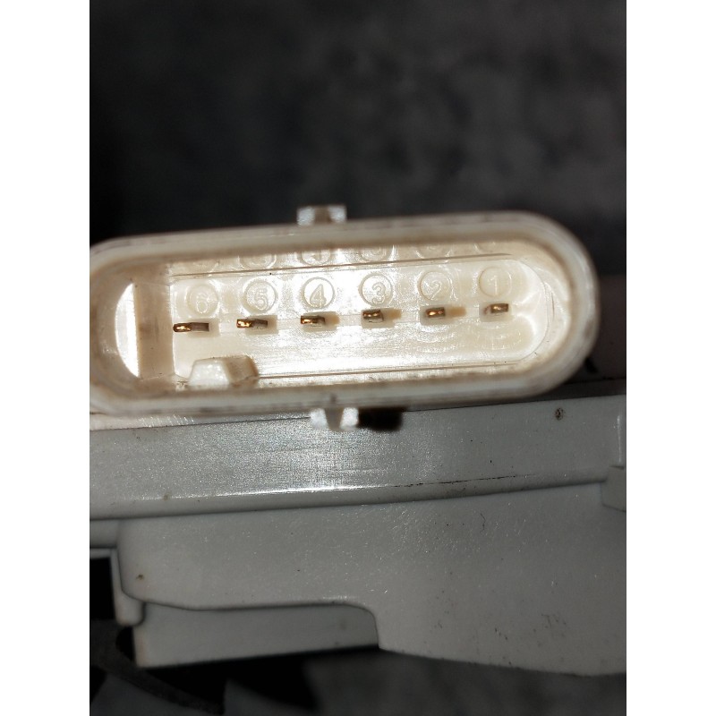 Recambio de motor cierre centralizado trasero derecho para audi a4 avant (8k5) (2008) referencia OEM IAM 8K0839016C  5P