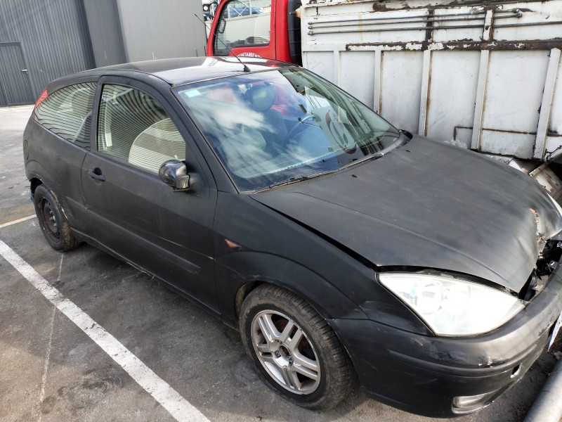 ford focus berlina (cak) del año 2001