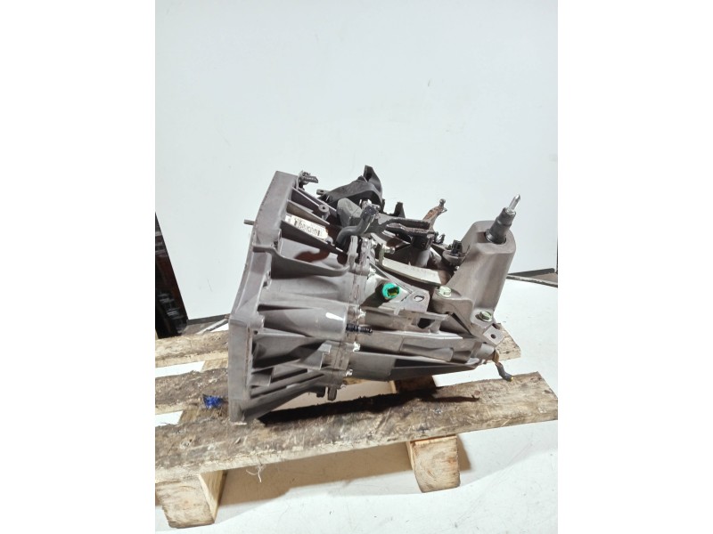 Recambio de caja cambios para nissan qashqai (j11) referencia OEM IAM TL4126 B133943 6V