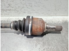 Recambio de transmision delantera izquierda para renault laguna iii 2.0 dci referencia OEM IAM 8200618182 EBJ104MBC68  2