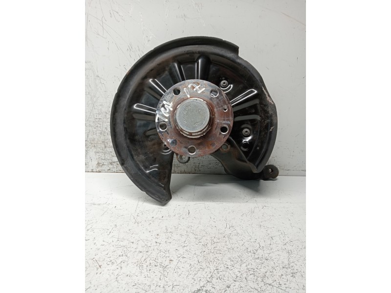 Recambio de mangueta trasera izquierda para volkswagen golf vii lim. 2.0 tsi referencia OEM IAM   