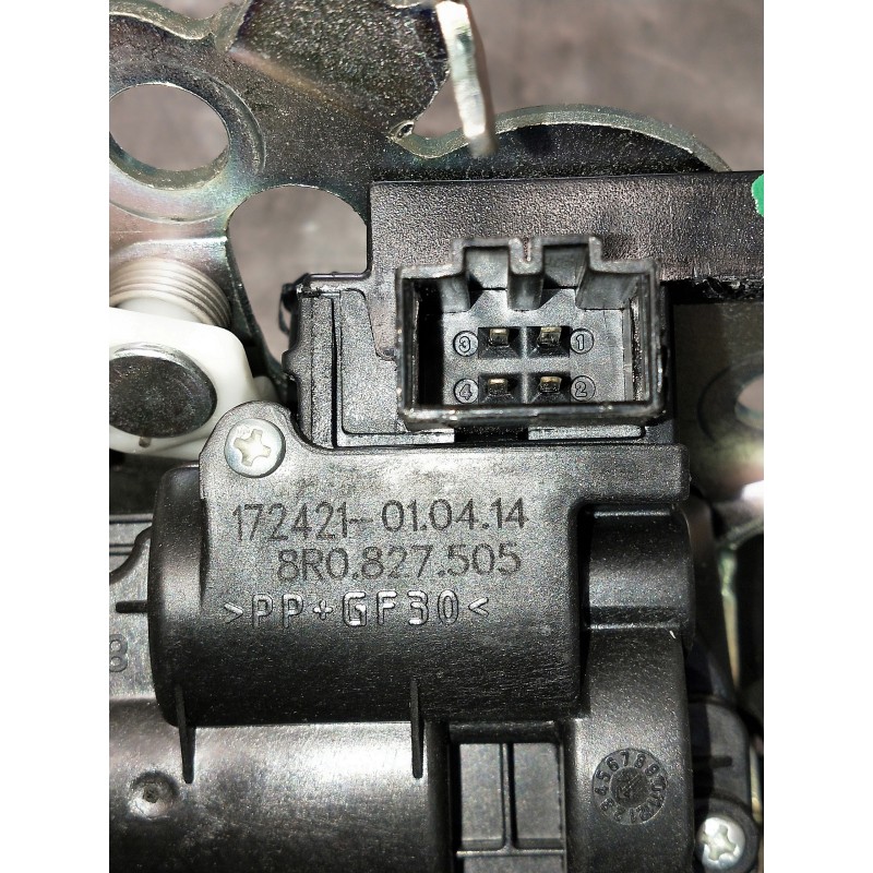 Recambio de motor cierre centralizado porton para audi a4 avant (8k5) (2008) referencia OEM IAM 8R0827505  5P